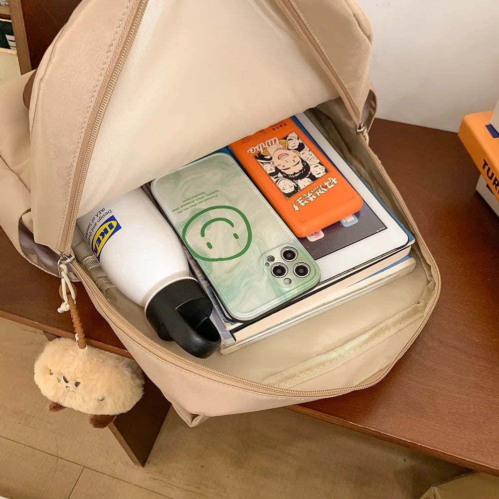 Women Kawaii Bookbag Adjustable Straps Capybara School Bag with Zipper Closure
