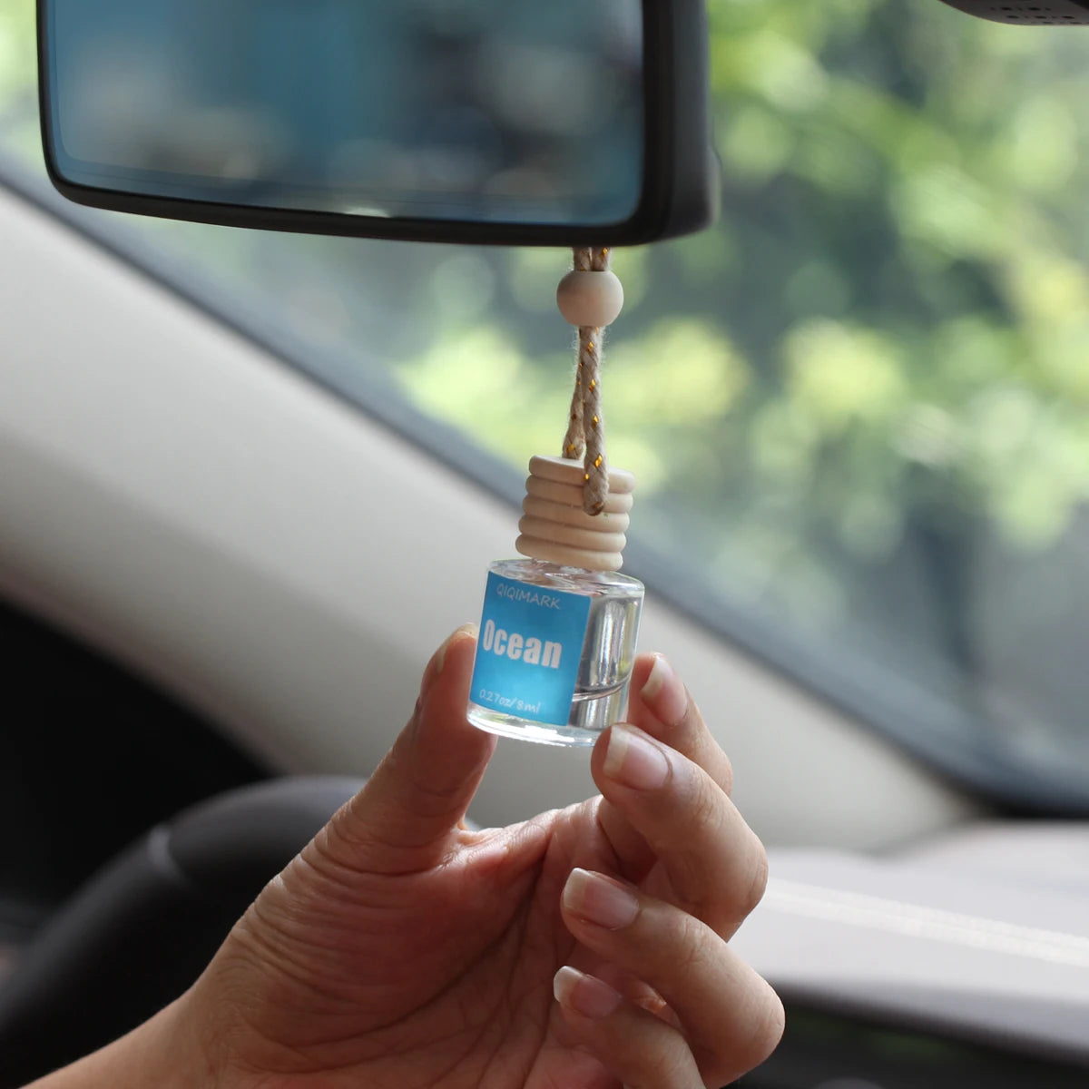 Car aromatherapy suspension car  bottle